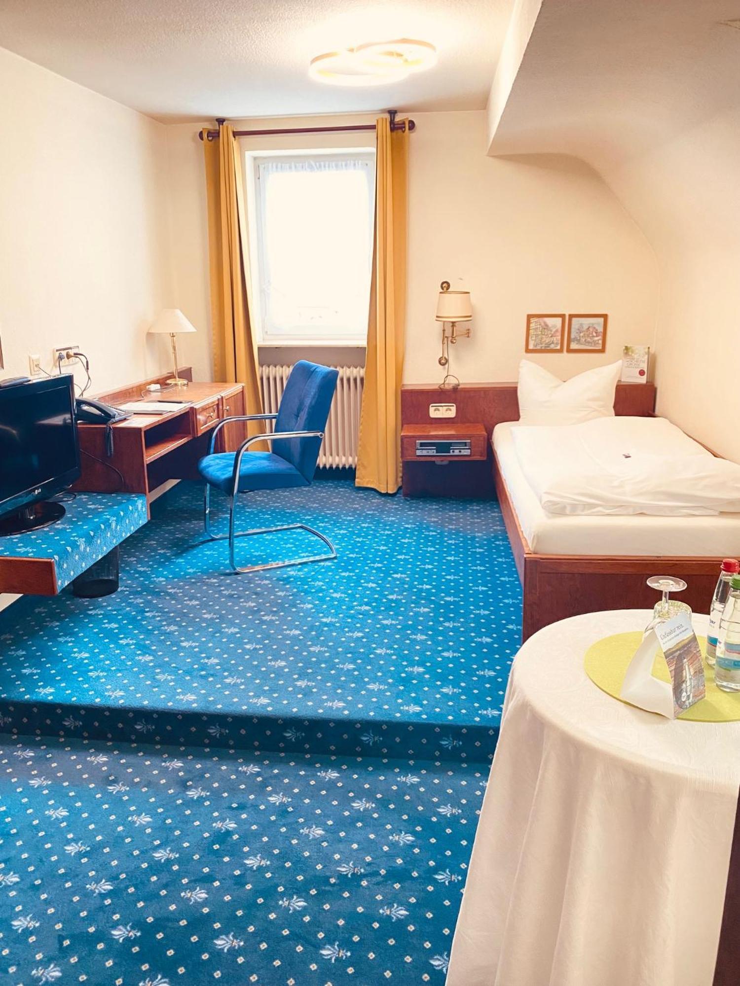 Hotel - Restaurant Traube Neuffen Ngoại thất bức ảnh